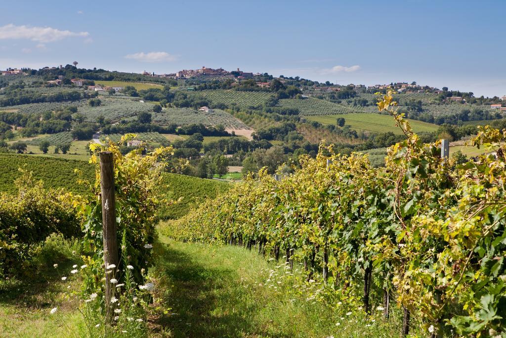 Subretia Residenze Di Campagna Aparthotel Fabbri Luaran gambar