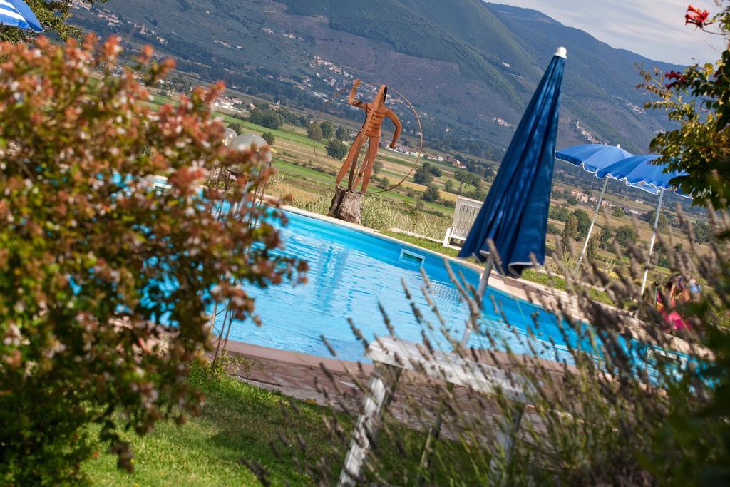 Subretia Residenze Di Campagna Aparthotel Fabbri Luaran gambar