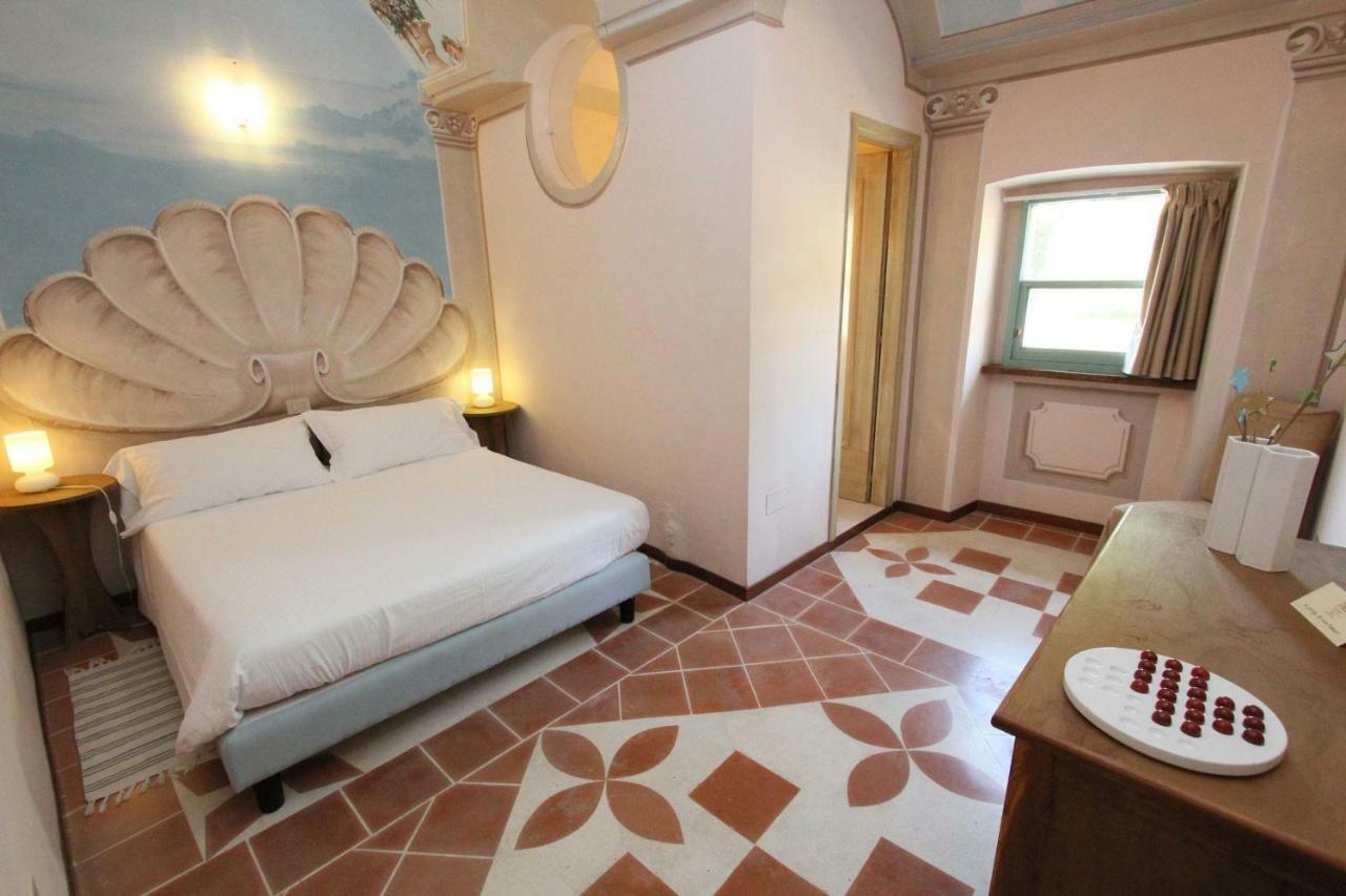 Subretia Residenze Di Campagna Aparthotel Fabbri Luaran gambar
